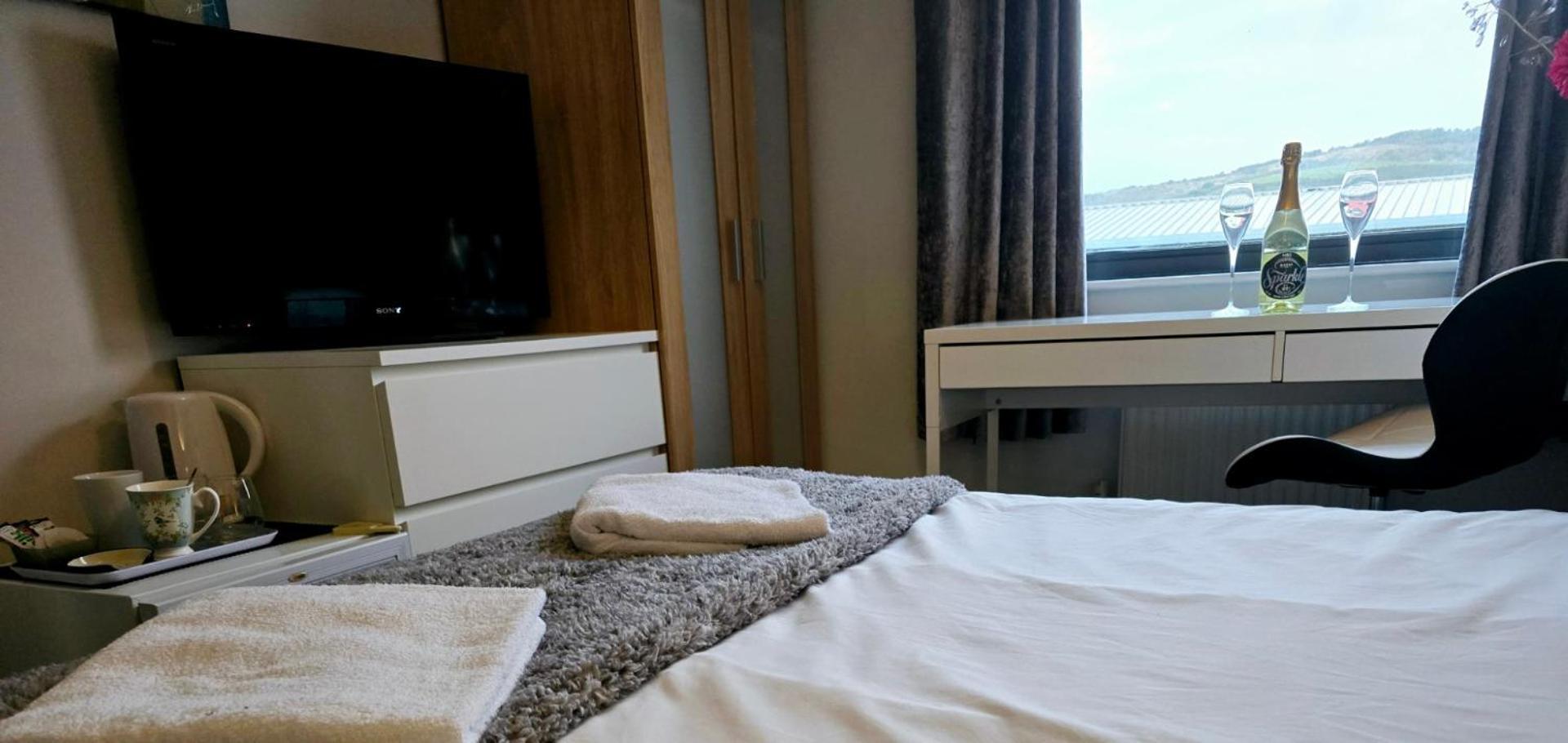 Accommodatie bij particulieren 2 Spacious In The Heart Of The Marina *